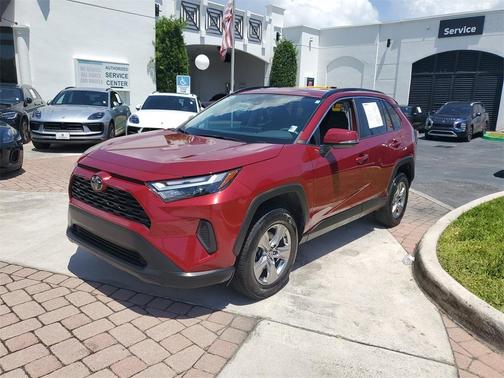 2023 Toyota RAV4 XLE