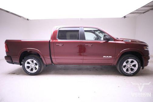 2025 RAM 1500 SLT