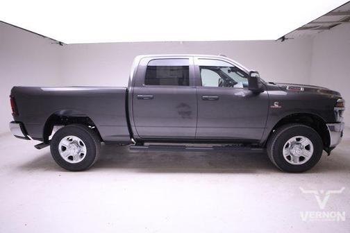 2025 RAM 2500 Tradesman Crew Cab 4x4 6'4' Box