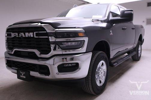 2025 RAM 2500 Tradesman Crew Cab 4x4 6'4' Box