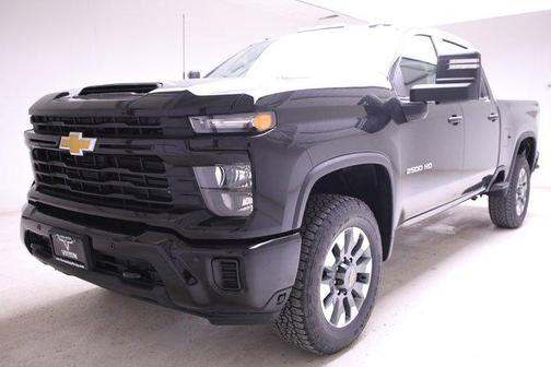 2025 Chevrolet Silverado 2500 Custom