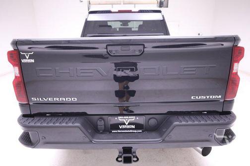 2025 Chevrolet Silverado 2500 Custom
