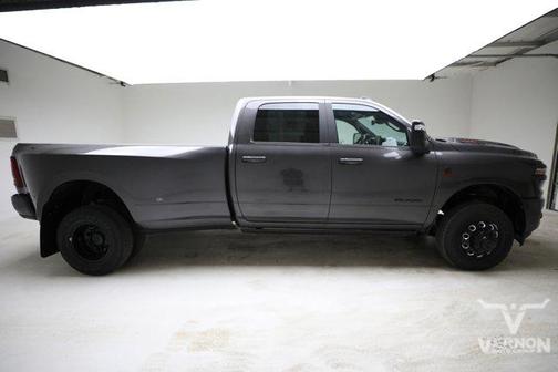 Granite Crystal Metallic Clearcoat 2026 RAM 3500 Laramie Crew Cab 4x4 8' Box