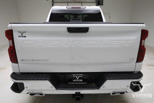 Summit White 2026 Chevrolet Silverado 1500 LT