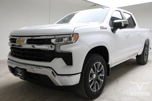 Summit White 2026 Chevrolet Silverado 1500 LT