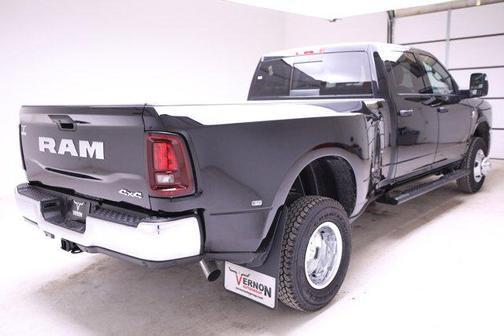 2026 RAM 3500 Tradesman Crew Cab 4x4 8' Box