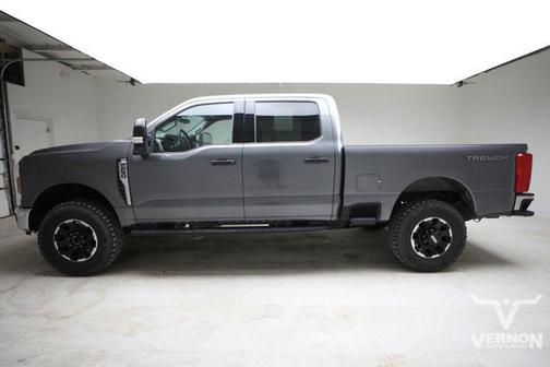 Carbonized Gray Metallic 2025 Ford F-250 XLT