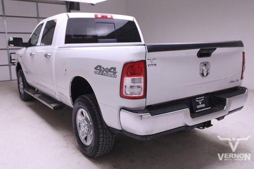 2020 RAM 2500 Tradesman Crew Cab 4X4 6'4' Box