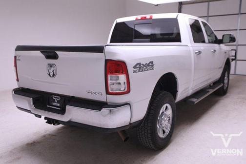 2020 RAM 2500 Tradesman Crew Cab 4X4 6'4' Box