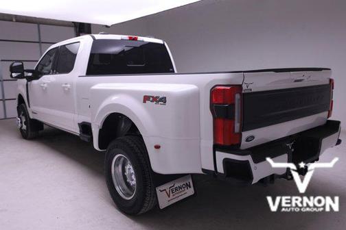 2026 Ford F-350 Platinum