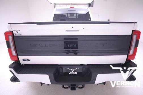 2026 Ford F-350 Platinum