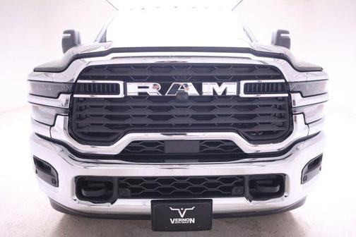 2025 RAM 2500 Tradesman Crew Cab 4x4 6'4' Box