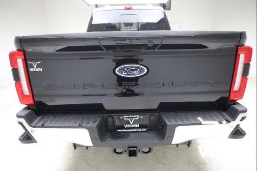 Agate Black Metallic 2026 Ford F-250 Lariat