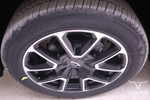2026 Chevrolet Tahoe 2WD RST