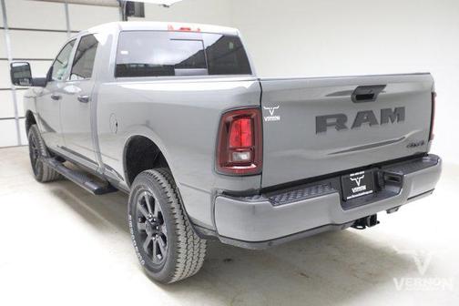 Ceramic Gray Clearcoat 2026 RAM 2500 Black Express Crew Cab 4x4 6'4' Box