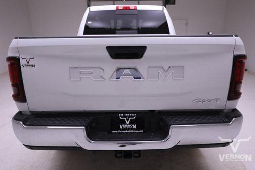 2025 RAM 2500 Tradesman Crew Cab 4x4 6'4' Box