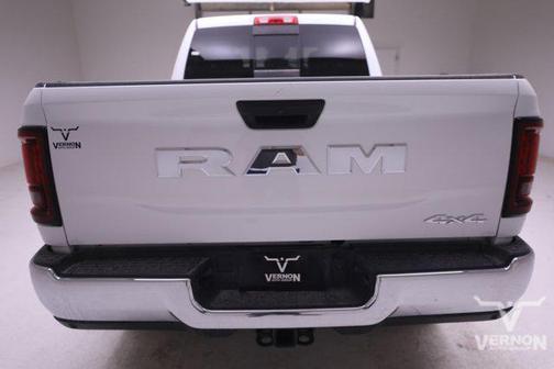 2026 RAM 2500 Tradesman Crew Cab 4x4 6'4' Box