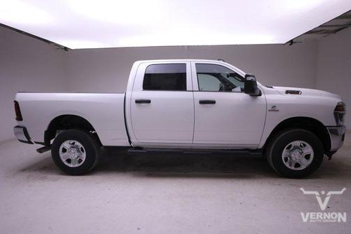 2026 RAM 2500 Tradesman Crew Cab 4x4 6'4' Box