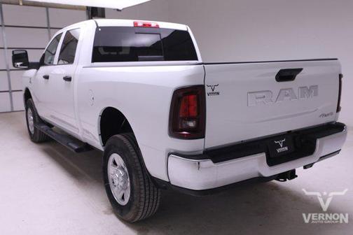 2025 RAM 2500 Tradesman Crew Cab 4x4 6'4' Box