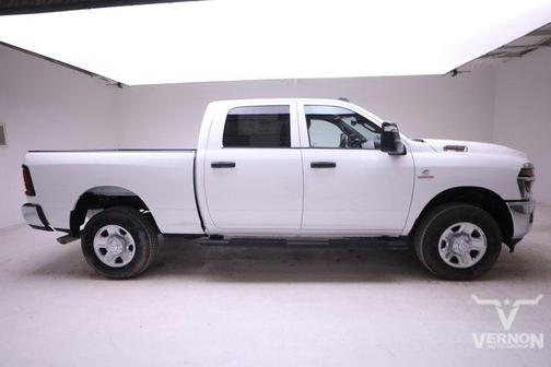 2025 RAM 2500 Tradesman Crew Cab 4x4 6'4' Box
