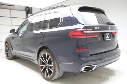 Carbon Black Metallic 2020 BMW X7 xDrive40i