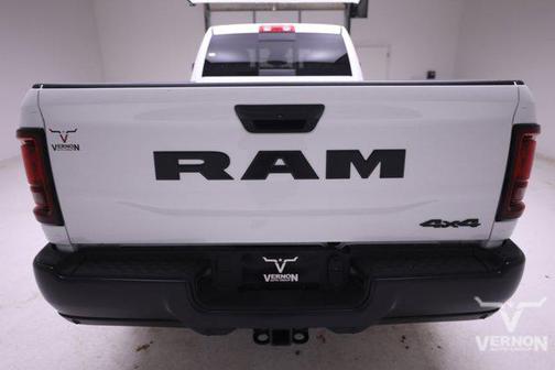 2025 RAM 2500 Tradesman Crew Cab 4x4 8' Box