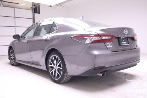 2024 Toyota Camry Hybrid XLE
