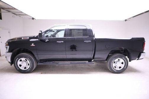 2025 RAM 2500 Tradesman Crew Cab 4x4 6'4' Box
