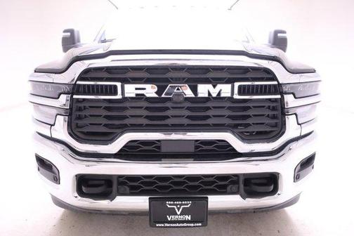 2025 RAM 2500 Tradesman Crew Cab 4x4 6'4' Box