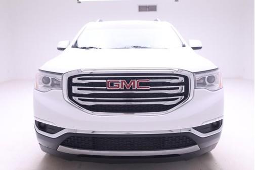 Photo 2 of 52 of 2019 GMC Acadia SLE-2