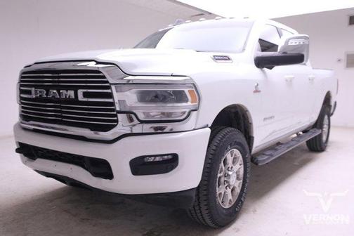 2024 RAM 2500 Laramie Crew Cab 4x4 6'4' Box