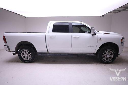 2024 RAM 2500 Laramie Crew Cab 4x4 6'4' Box