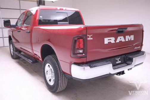 2026 RAM 2500 Tradesman Crew Cab 4x4 6'4' Box