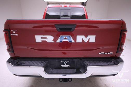 2026 RAM 2500 Tradesman Crew Cab 4x4 6'4' Box