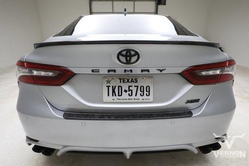 Celestial Silver Metallic/Midnight Black Metallic 2024 Toyota Camry XSE