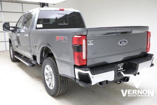 Carbonized Gray Metallic 2026 Ford F-250 Lariat