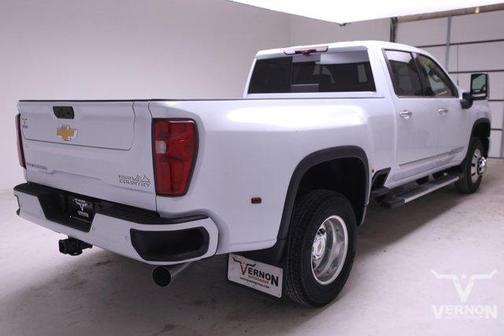 2026 Chevrolet Silverado 3500 High Country