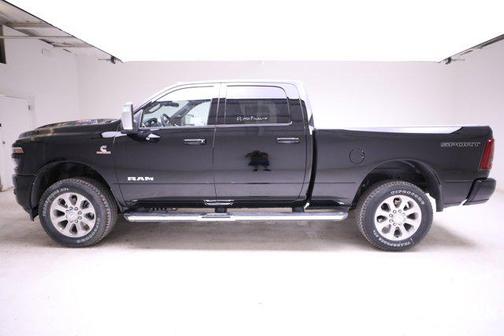 2025 RAM 3500 Laramie Crew Cab 4x4 6'4' Box