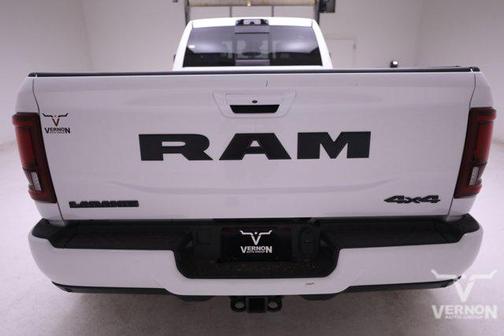 2025 RAM 3500 Laramie Crew Cab 4x4 8' Box