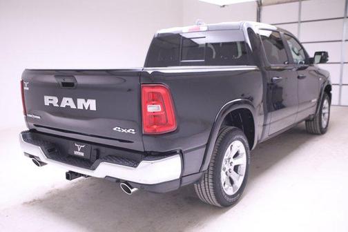 2026 RAM 1500 SLT