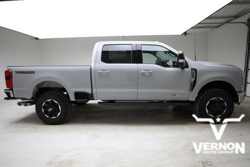 Avalanche 2026 Ford F-250 Lariat