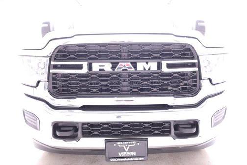 2024 RAM 3500 Tradesman Crew Cab 4x4 6'4' Box