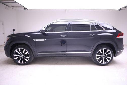 2022 Volkswagen Atlas Cross Sport 3.6L V6 SEL Premium R-Line