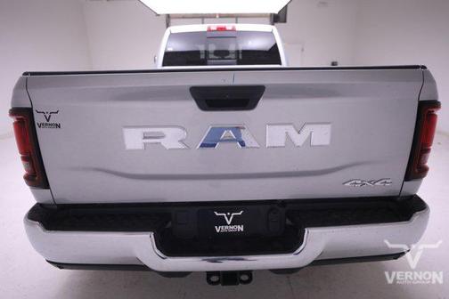 2026 RAM 3500 Tradesman Crew Cab 4x4 8' Box