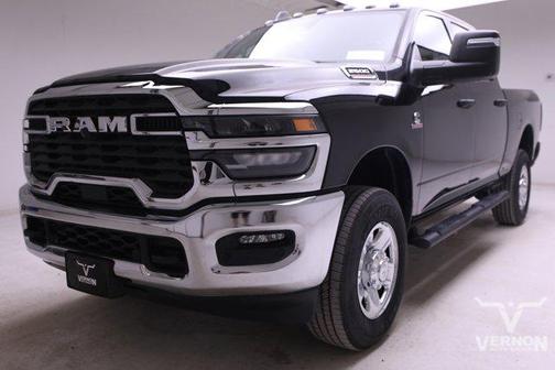 2025 RAM 2500 Tradesman Crew Cab 4x4 6'4' Box