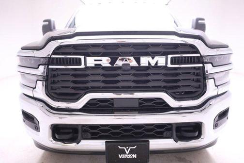 2025 RAM 2500 Tradesman Crew Cab 4x4 6'4' Box