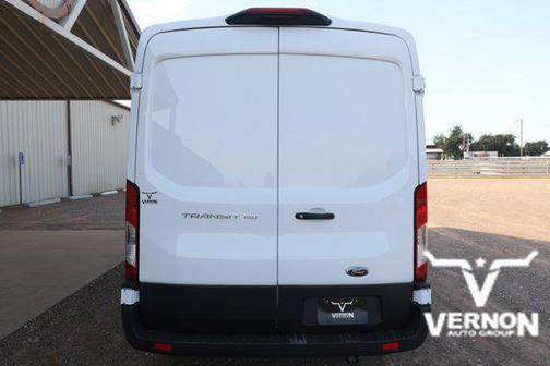 2025 Ford Transit-150 XL