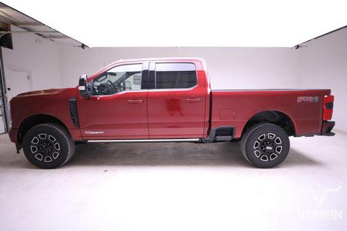 2025 Ford F-250 Platinum