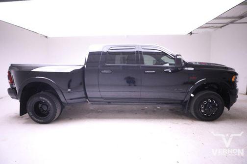 2024 RAM 3500 Limited Mega Cab 4x4 6'4' Box
