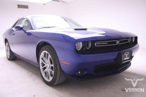 2022 Dodge Challenger SXT